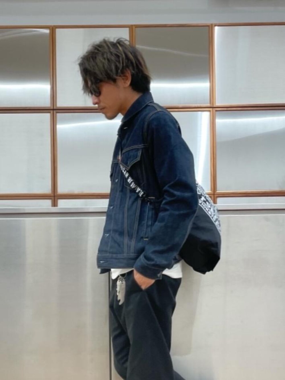 「コラボレーション、ポーター、リジットデニム、カジュアルコーデ、POTER、秋コーデ、アメカジコーデ、でにむ、春こーで、90'sコーデ」｜「HYSTERIC GLAMOURのデニムトラッカージャケット（デニムジャケット、ブルー系）」を使った、京都くんさん（メンズ・172cm）の夏コーディネートの1枚目の写真
