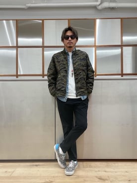 「でにむ」｜「アイテム（ミリタリージャケット）」を使った、京都くんさん（メンズ・172cm）の秋コーディネート