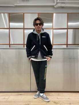 「らふこーで」｜「アイテム（スタジャン）」を使った、京都くんさん（メンズ・172cm）の秋コーディネート