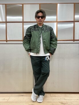 「HYSTERIC GLAMOUR（ヒステリックグラマー）のアイテム（MA-1）」を使った、京都くんさん（メンズ・172cm）の冬コーディネート