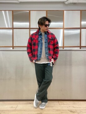 「でにむ」｜「アイテム（チノパンツ）」を使った、京都くんさん（メンズ・172cm）の冬コーディネート