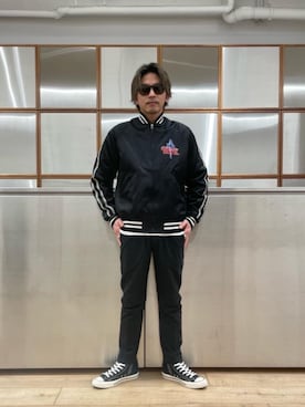 「90'sコーデ」｜「アイテム（ブルゾン）」を使った、京都くんさん（メンズ・172cm）の冬コーディネート