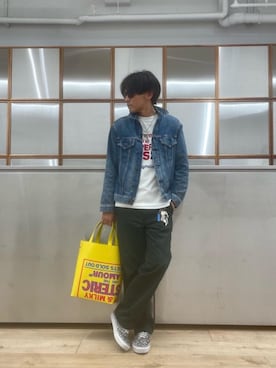 「でにむ」｜「アイテム（チノパンツ）」を使った、京都くんさん（メンズ・172cm）の夏コーディネート