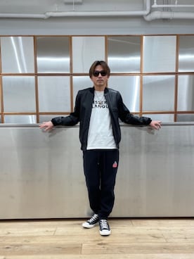 「レザーコーデ」｜「アイテム（ブルゾン）」を使った、京都くんさん（メンズ・172cm）の冬コーディネート