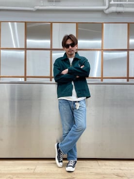 「でにむ」｜「アイテム（チノパンツ）」を使った、京都くんさん（メンズ・172cm）の春コーディネート