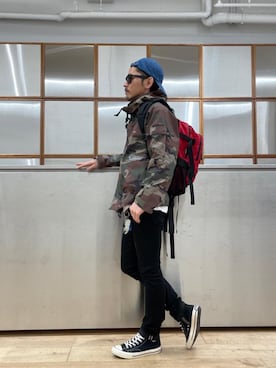 「でにむ」｜「アイテム（その他アウター）」を使った、京都くんさん（メンズ・172cm）の春コーディネート