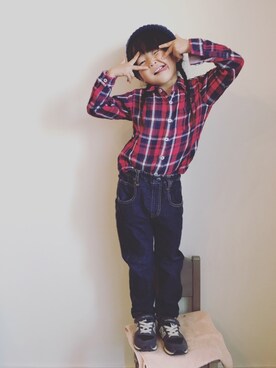 「Right-on（ライトオン）のアイテム（シャツ/ブラウス、レッド系）」を使った、peachさん（キッズ）の秋コーディネート