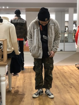 「アイテム（ミリタリージャケット、シルバー系）」を使った、hayato inoueさん（メンズ・171cm）の秋コーディネート