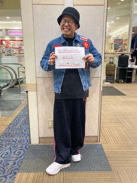 「AVIREX（アヴィレックス）のアイテム（デニムジャケット）」を使った、hayato inoueさん（メンズ・172cm）の冬コーディネート