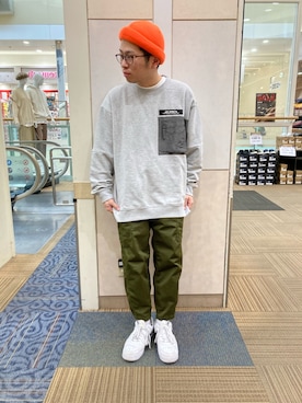 「アイテム（スウェット）」を使った、hayato inoueさん（メンズ・172cm・20代）の春コーディネート