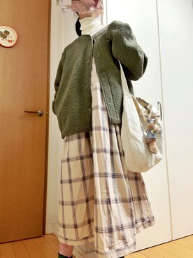 「アイテム（レッグウェア、グリーン系）」を使った、うめさん（レディース・159cm）の秋コーディネート