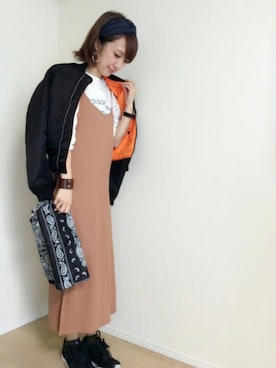 「ピンクベージュ」｜「アイテム（MA-1）」を使った、memeさん（レディース・158cm）の秋コーディネート