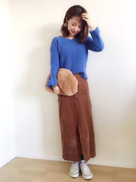 「ブルーニット」｜「アイテム（アナログ腕時計）」を使った、memeさん（レディース・158cm）の冬コーディネート