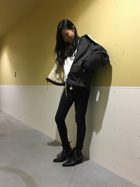 「DIESEL（ディーゼル）のアイテム（ミリタリージャケット）」を使った、yumenoさん（レディース・168cm）の冬コーディネート