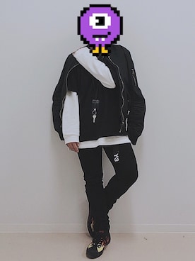 「ブラック×ホワイト」｜「アイテム（財布/小物）」を使った、chihiroさん（メンズ・163cm）の冬コーディネート