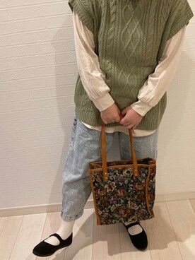 「しまむら（シマムラ）のアイテム（ベスト、グリーン系）」を使った、リーさん（レディース・157cm）の秋コーディネート