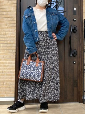 「terawearのアイテム（トップス、ホワイト系）」を使った、リーさん（レディース・157cm）の春コーディネート