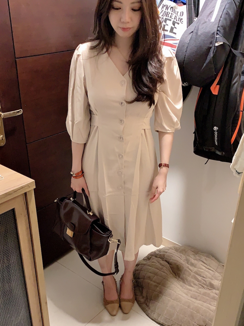 「working style、BVLGARI、HUGO BOSS、dress、beige、Cartier」｜「taobaoのアイテム（ワンピース、ベージュ系）」を使った、MMさん（レディース・157cm）の夏コーディネートの1枚目の写真