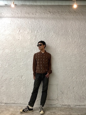 「Supreme （シュプリーム）のアイテム（ニット/セーター、ブラウン系）」を使った、Yasuhiro Tsushimaさん（メンズ・165cm）の冬コーディネート