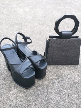 永田沙織(EMODA)さんのコーディネート