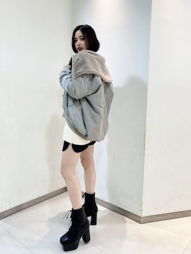 「EMODA（エモダ）のフェイクファードッキングワイドカラーブルゾン（ブルゾン）」を使った、永田沙織(EMODA)さん（レディース・163cm）の秋コーディネート