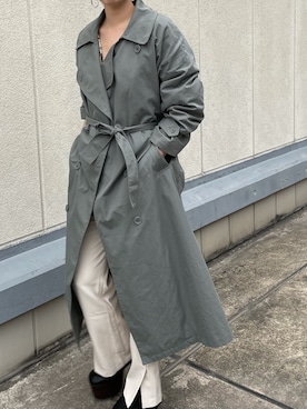 「EMODA（エモダ）のアイテム（トレンチコート）」を使った、永田沙織(EMODA)さん（レディース・163cm）の冬コーディネート