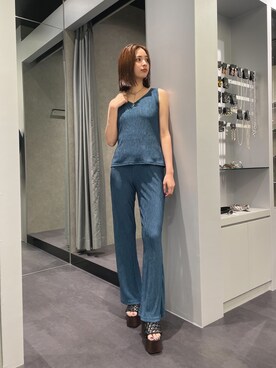 永田沙織(EMODA)さんのコーディネート