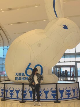 「CONVERSE（コンバース）のアイテム（アクセサリー）」を使った、-Zvette-さん（レディース・163cm）の春コーディネート