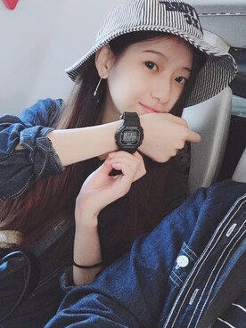 「CASIO」｜「アイテム（その他）」を使った、丁小满33さん（レディース・158cm）の秋コーディネート