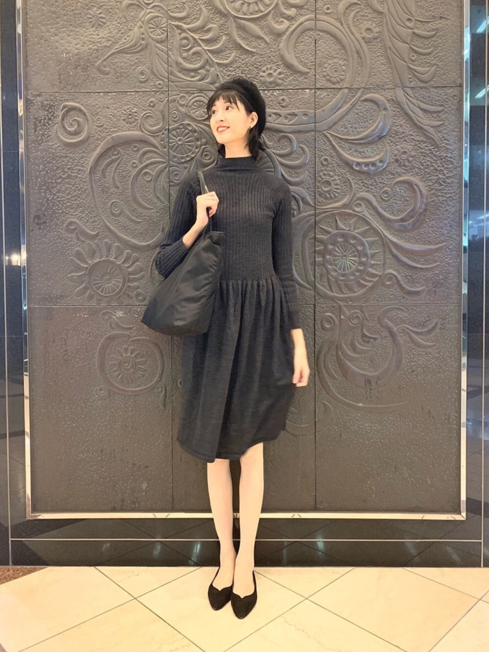 「ZOZO公認ユーザー、秋コーデ、ファーベレー帽、ファー小物、シンプルおしゃれが好き」｜「UNIQLOのアイテム（ワンピース/ドレス、グレー系）」を使った、rioさん（レディース・185cm）の秋コーディネートの1枚目の写真
