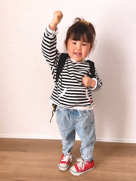 「アイテム（スウェット）」を使った、yuaさん（キッズ・90cm）の春コーディネート