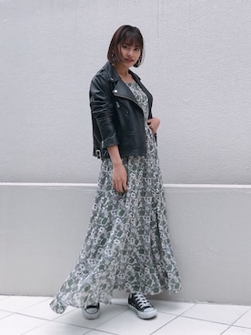 「アイテム（ライダースジャケット、シルバー系）」を使った、Vicente👖さん（レディース・157cm）の春コーディネート
