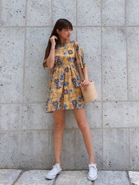 「SPIRALGIRL（スパイラルガール）のアイテム（かごバッグ）」を使った、Vicente👖さん（レディース・168cm）の春コーディネート