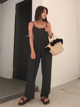 「black」｜「アイテム（つなぎ/オールインワン）」を使った、Vicente👖さん（レディース・153cm）の夏コーディネート