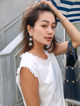 「おおぶりピアス」｜「アイテム（タンクトップ）」を使った、Vicente👖さん（レディース・162cm）の夏コーディネート