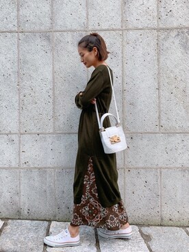 「Vicente（ヴィセンテ）のEarth color maxiワンピース（ワンピース）」を使った、Vicente👖さん（レディース・162cm）の秋コーディネート