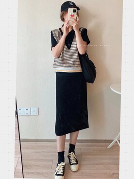 「复古马甲のアイテム（ベスト、シルバー系）」を使った、Amanda·Lanさん（レディース・160cm）の秋コーディネート