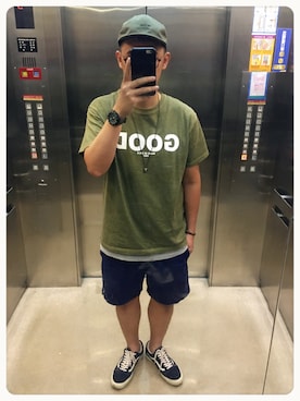 施政次さんのコーディネート