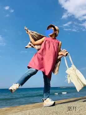 「プリーツバッグ」｜「アイテム（帽子）」を使った、葉月さん（レディース・154cm）の秋コーディネート