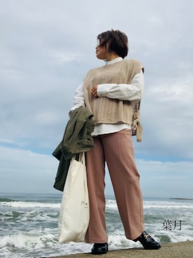 「フランネルシャツ」｜「アイテム（スラックス）」を使った、葉月さん（レディース・154cm）の秋コーディネート