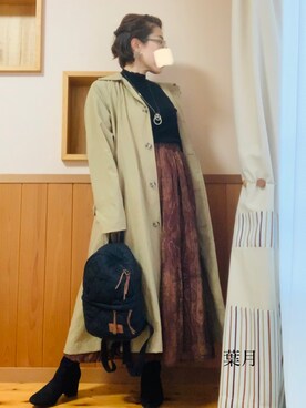 「リブニット」｜「アイテム（ステンカラーコート）」を使った、葉月さん（レディース・154cm）の冬コーディネート