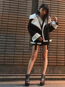 「アイテム（ピアス（両耳用））」を使った、ASUKAさん（レディース・170cm・20代）の秋コーディネート