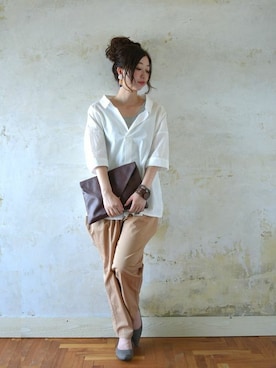 「and it_（アンドイット）のアイテム（パンツ）」を使った、and it_staffさん（レディース・162cm）の夏コーディネート