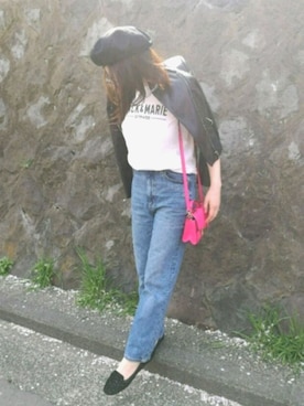 「ハイウエストストレートジーンズ」｜「アイテム（帽子）」を使った、na.さん（レディース・161cm）の春コーディネート