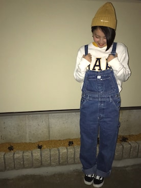 「Calvin Klein（カルバン・クライン）のアイテム（サロペット/オーバーオール）」を使った、Haneさん（レディース・163cm）の秋コーディネート