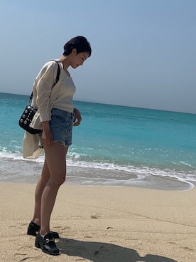 「沖縄」｜「アイテム（ローファー）」を使った、Haneさん（レディース・163cm）の春コーディネート
