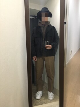 「ブラウン×ブラック」｜「アイテム（ミリタリージャケット）」を使った、火焔太鼓さん（メンズ・170cm）の冬コーディネート