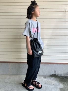 「アイテム（サンダル）」を使った、N2さん（キッズ・120cm）の春コーディネート