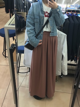 「FUN（ファン）のアイテム（デニムジャケット）」を使った、や な ぱ ん さん（レディース・155cm）の春コーディネート