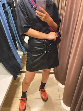 「黒シャツ」｜「アイテム（ピンク系）」を使った、miranさん（レディース・162cm）の夏コーディネート